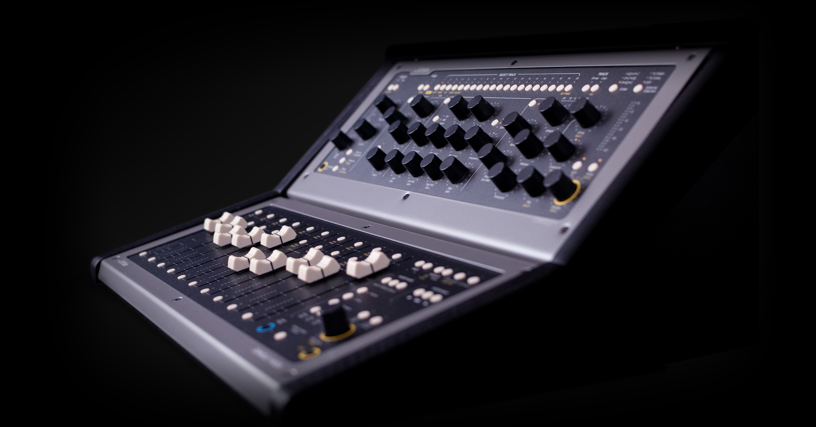 console-1-mixing-system.jpg
